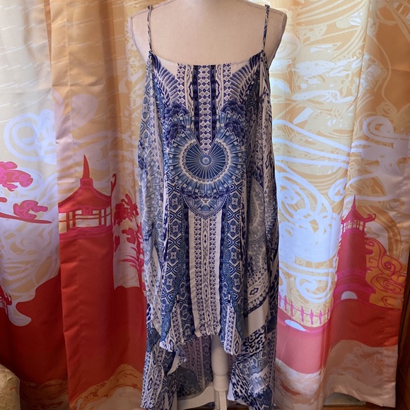 BLUE & WHITE MAXI/MIDI WITH WRAP AROUND CAPE DRESS SIZE MED - Picture 8 of 10